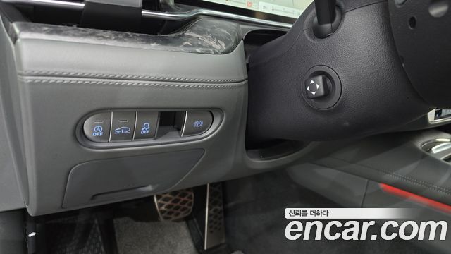 Genesis G90 2022 — photo 30