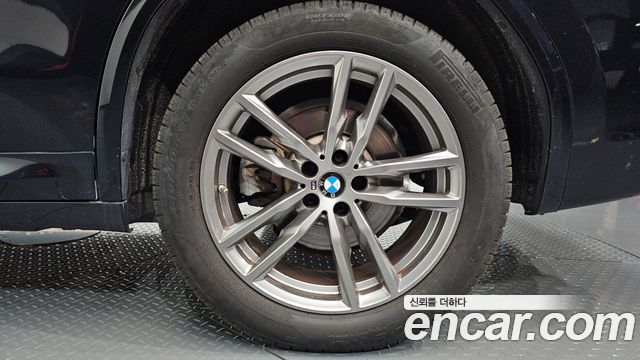 BMW X3 2021 — photo 7