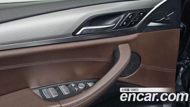 BMW X3 2021 — photo 36