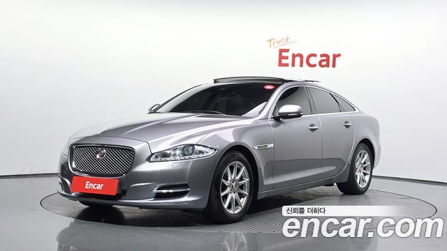 Jaguar XJ 2014 — photo 1