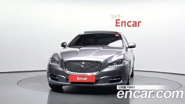 Jaguar XJ 2014 — photo 3