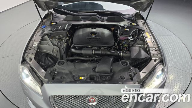 Jaguar XJ 2014 — photo 6