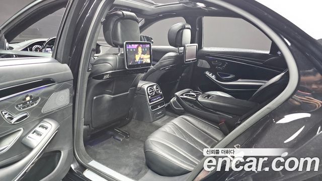 Mercedes-Benz S-Class 2015 — photo 12