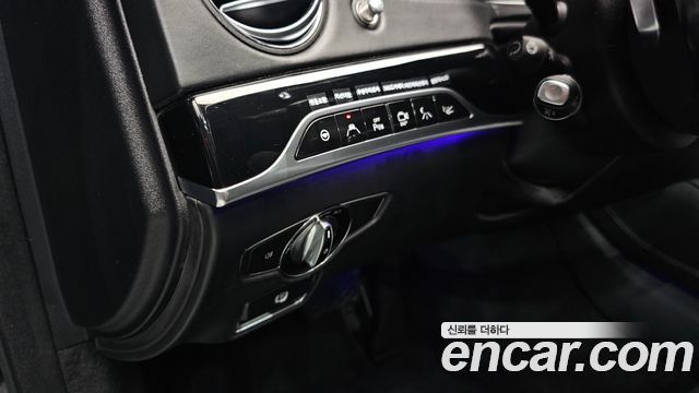 Mercedes-Benz S-Class 2015 — photo 16