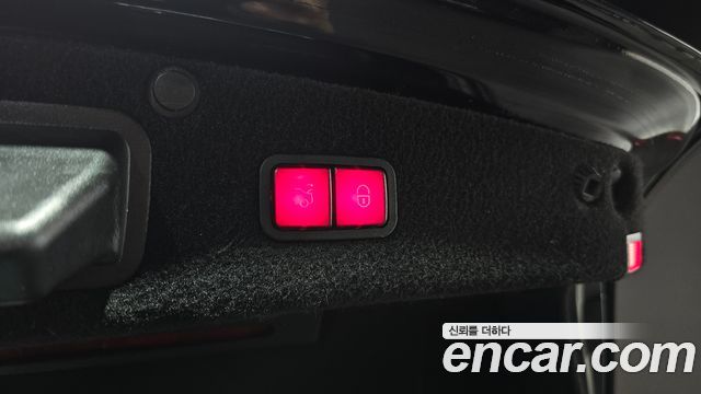 Mercedes-Benz S-Class 2015 — photo 18