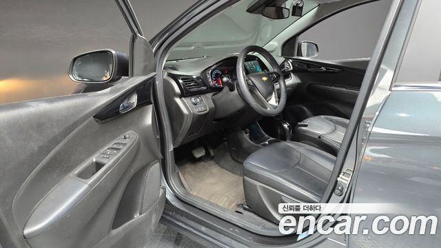 Chevrolet Korea Spark 2017 — photo 10