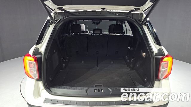 Ford Explorer 2020 — photo 16