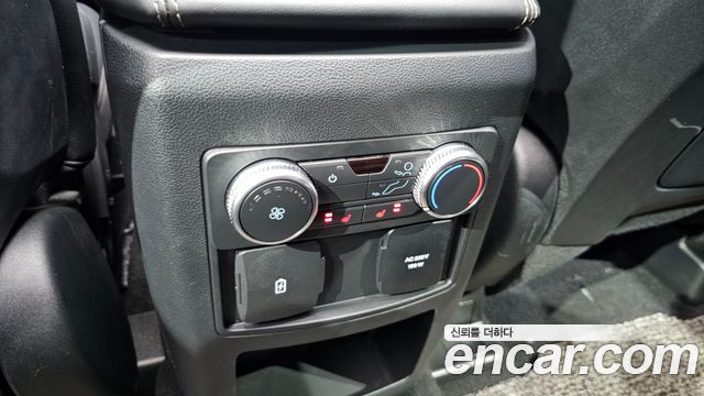 Ford Explorer 2020 — photo 20