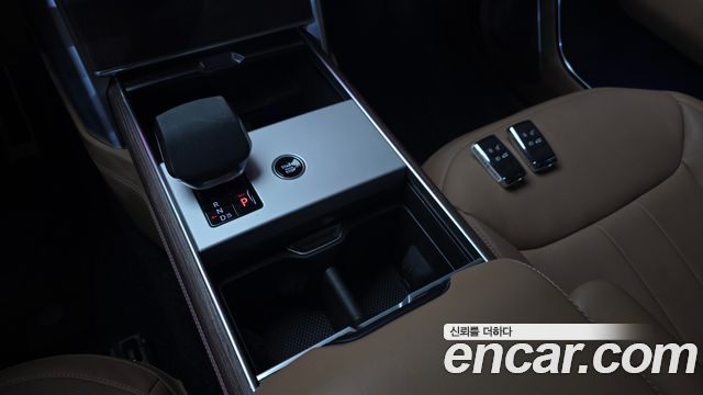 Land Rover Range Rover 2025 — photo 12