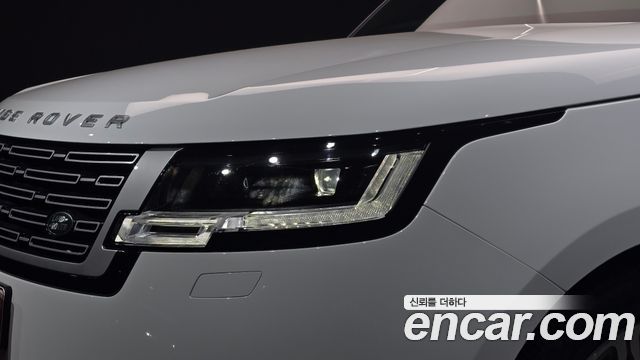 Land Rover Range Rover 2025 — photo 8