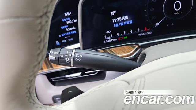 Cadillac Escalade 2022 — photo 37