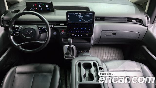 Hyundai Staria 2023 — photo 7