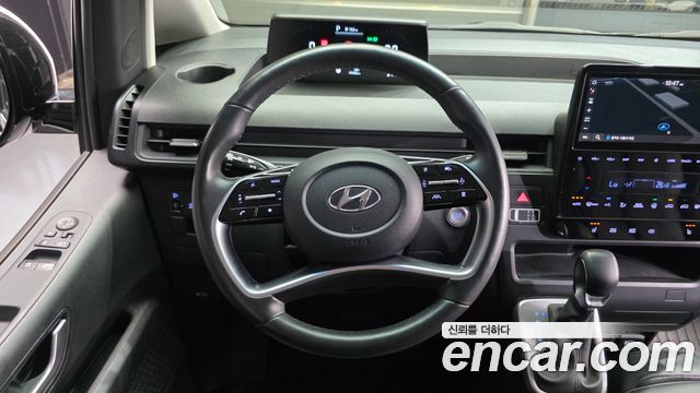 Hyundai Staria 2023 — photo 12