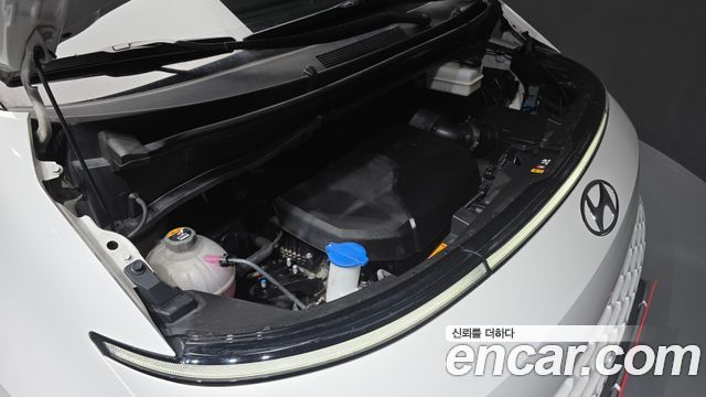 Hyundai Staria 2023 — photo 6