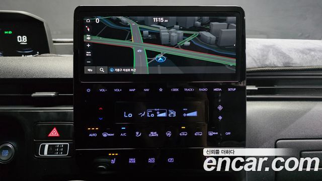 Hyundai Staria 2023 — photo 16