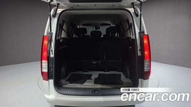 Hyundai Staria 2023 — photo 20