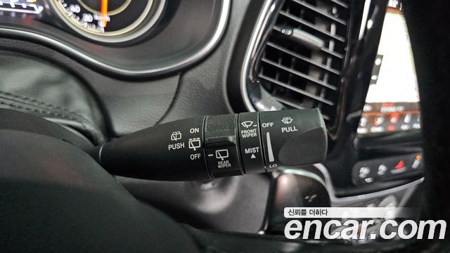 Jeep Cherokee 2021 — photo 32