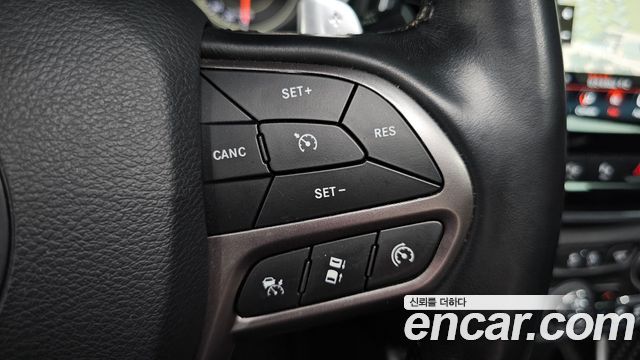 Jeep Cherokee 2021 — photo 34