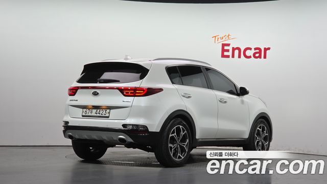 Kia Sportage 2019 — photo 2