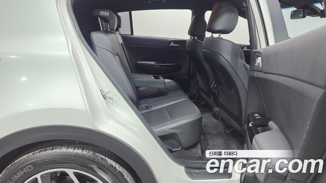 Kia Sportage 2019 — photo 17