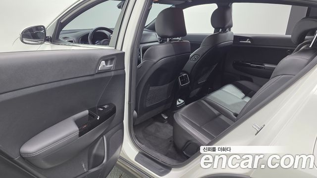 Kia Sportage 2019 — photo 18