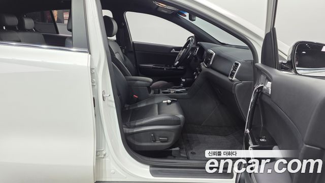 Kia Sportage 2019 — photo 16