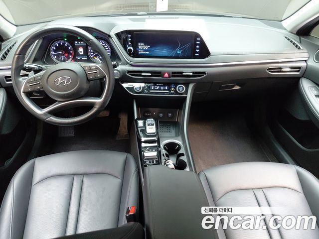 Hyundai Sonata 2022 — photo 10