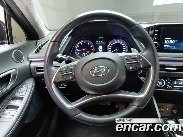 Hyundai Sonata 2022 — photo 19