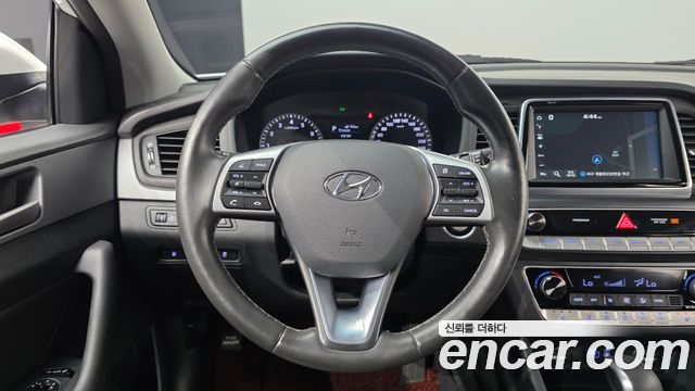 Hyundai Sonata 2018 — photo 21