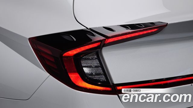 Hyundai Sonata 2020 — photo 9