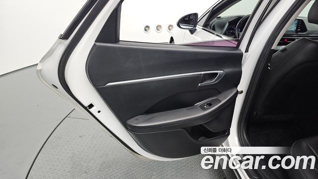 Hyundai Sonata 2020 — photo 15