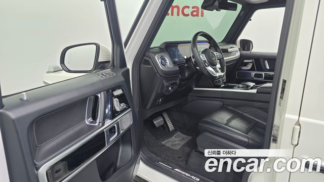 Mercedes-Benz G-Class 2020 — photo 13