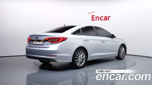 Hyundai Sonata 2015 — photo 2