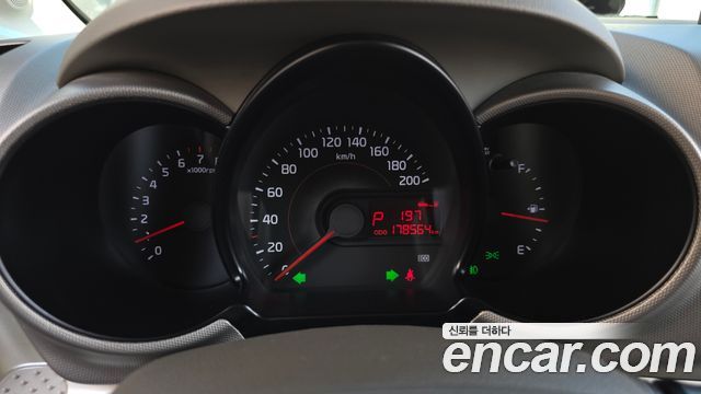 Kia RAY 2012 — photo 11