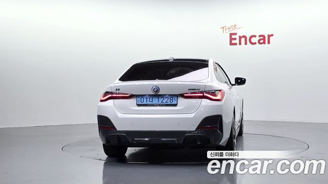 BMW i4 2024 — photo 4