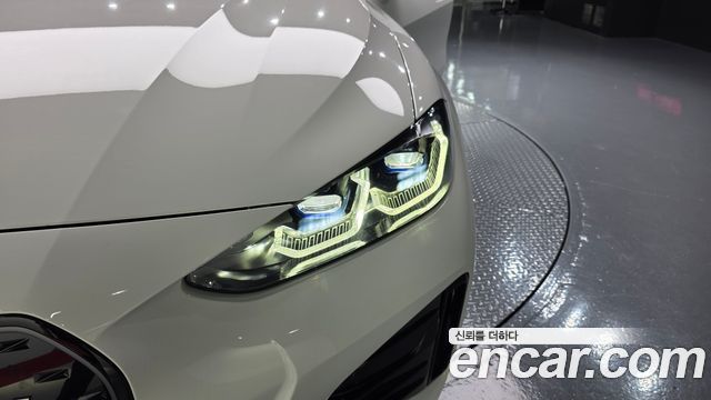 BMW i4 2024 — photo 8