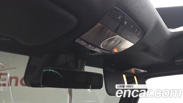 Mercedes-Benz G-Class 2024 — photo 28