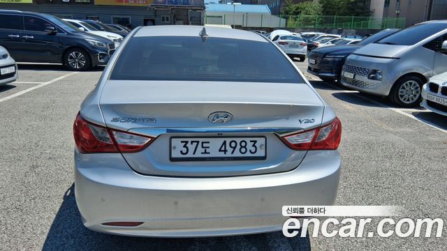 Hyundai Sonata 2012 — photo 6
