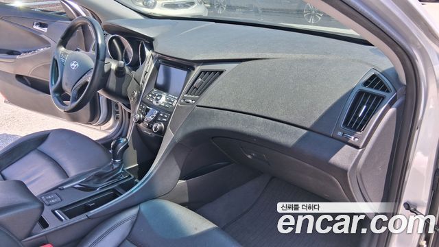 Hyundai Sonata 2012 — photo 12