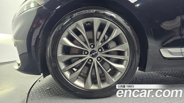 Kia K9 2022 — photo 5