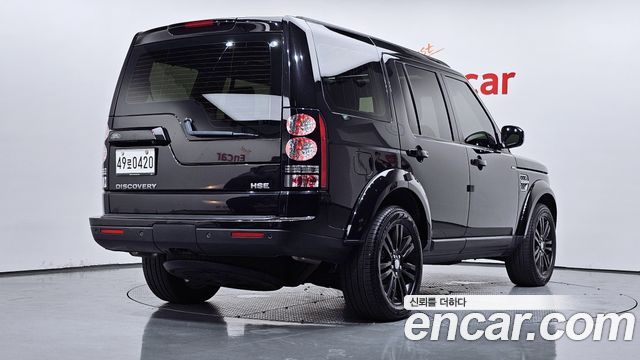 Land Rover Discovery 2016 — photo 2