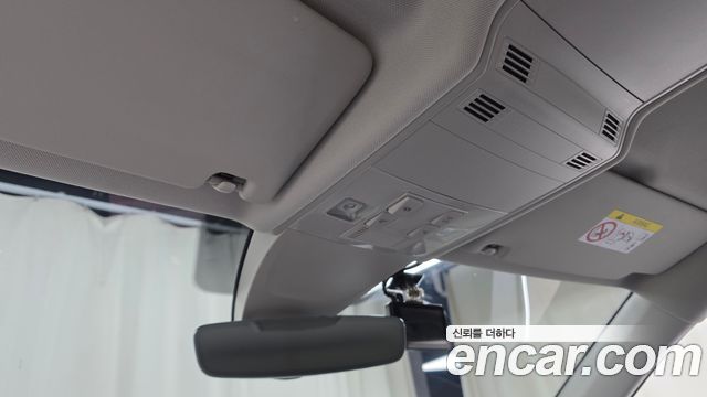 Volkswagen Tiguan 2022 — photo 26