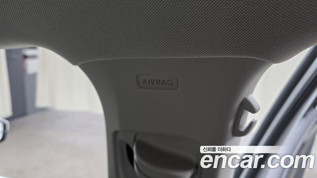 Volkswagen Tiguan 2022 — photo 28
