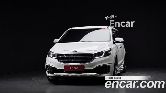 Kia Canival 2016 — photo 3