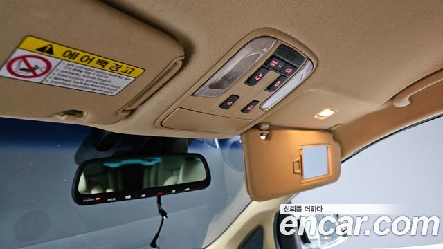 Kia Canival 2016 — photo 27