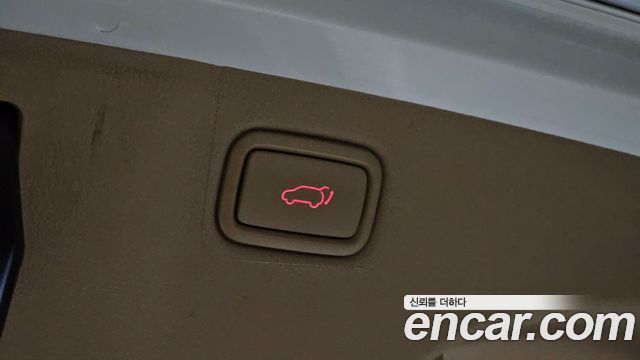 Kia Canival 2016 — photo 30