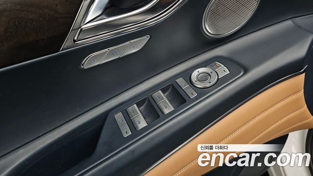 Genesis GV80 2022 — photo 24