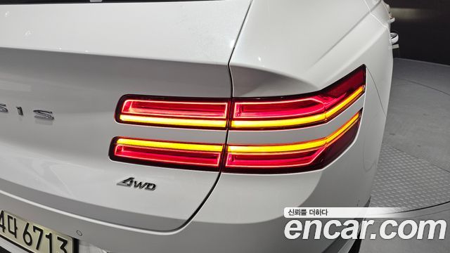 Genesis GV80 2022 — photo 9