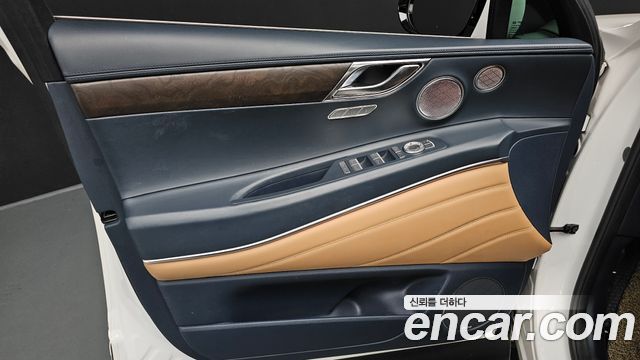Genesis GV80 2022 — photo 14