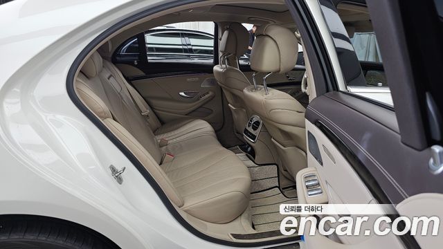 Mercedes-Benz S-Class 2016 — photo 12